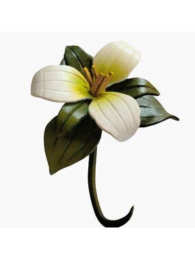 Trillium Flower Brooch Pin Vintage Spring Wildflower